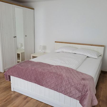 Two-Bedrooms Apt Hermannstadt Exterior foto
